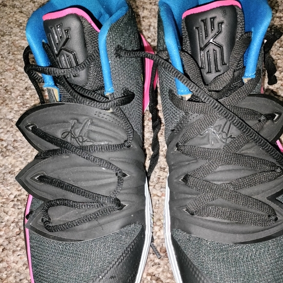 Kyrie 5 Just do it 2019